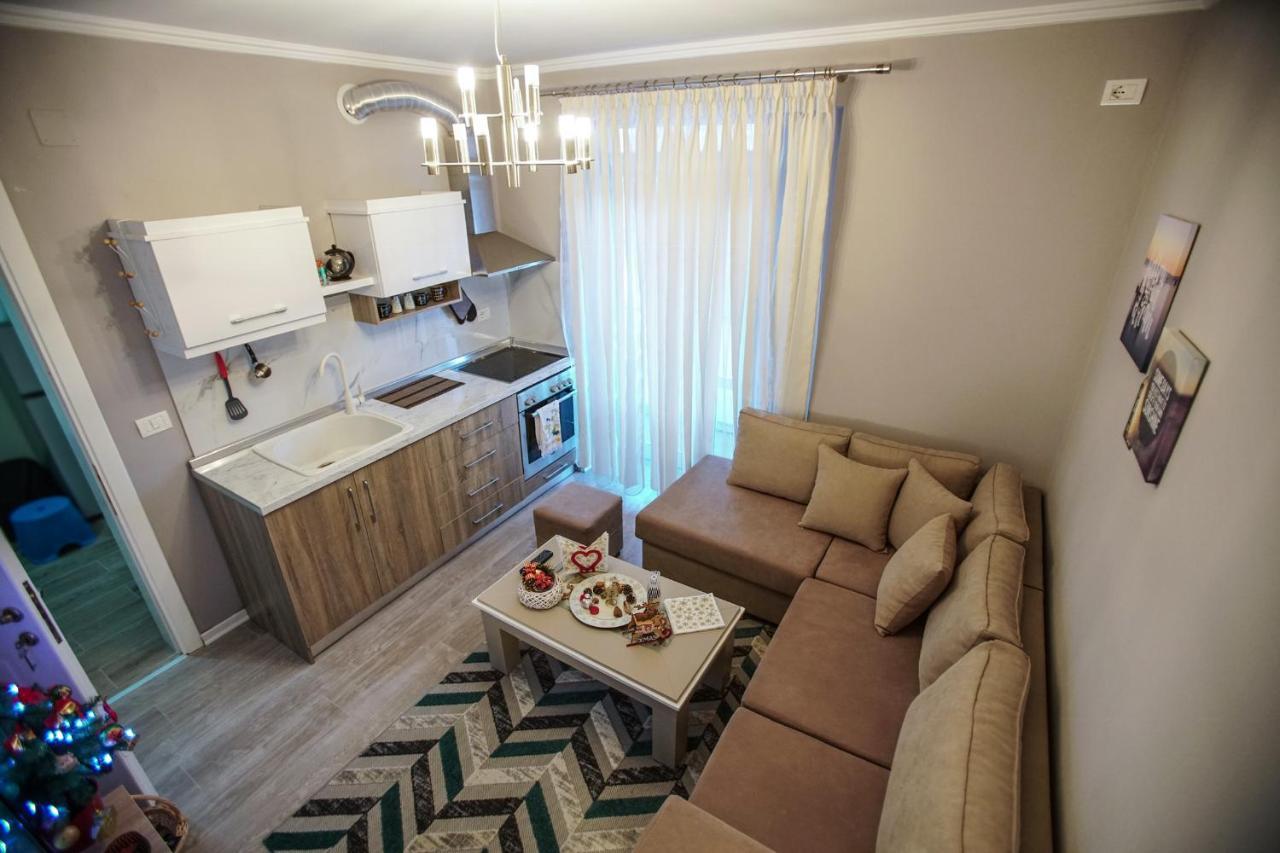 Elite Apartments Korce Buitenkant foto