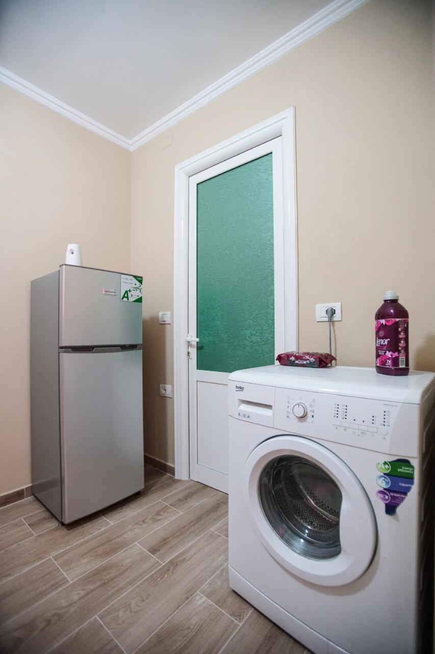 Elite Apartments Korce Buitenkant foto
